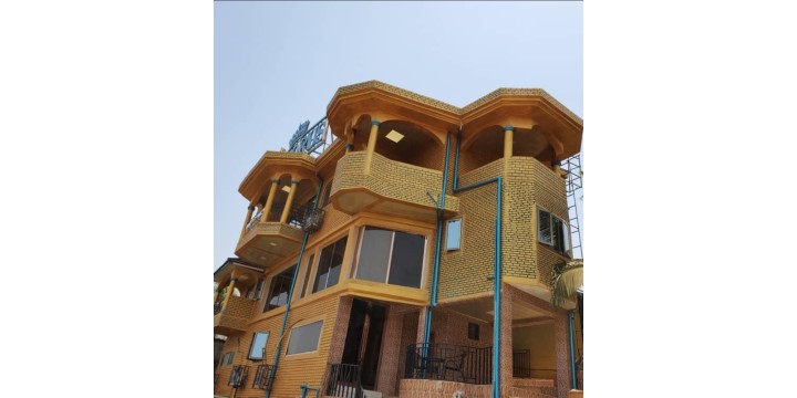 GOLD BUILDING